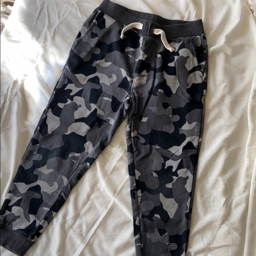 Boys Black Camo Joggers SZ L 10/12